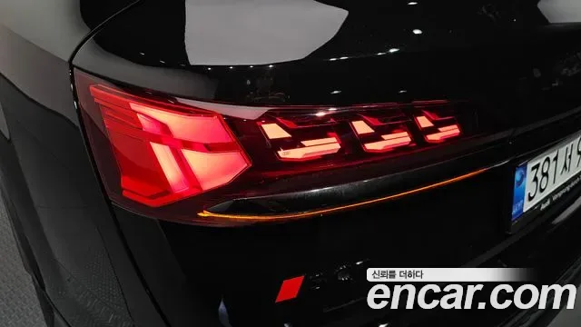 Audi SQ7 4.0 TFSI, миниатюра 4