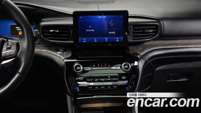 Ford Explorer 3.0 4WD, миниатюра 10