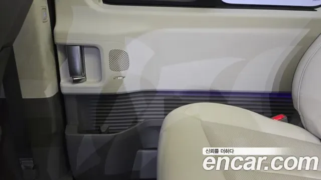Hyundai Staria 4WD Lounge 9 мест, миниатюра 9