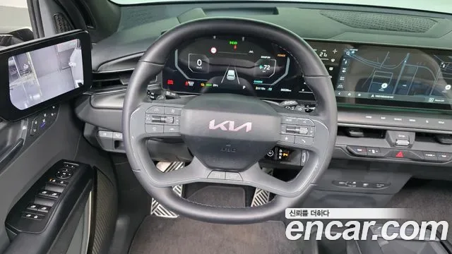 Kia EV9 4WD GT Line, миниатюра 2