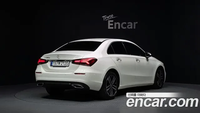 Mercedes-Benz A-Class A200d, миниатюра 4