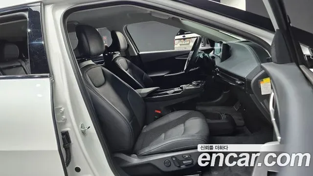 Kia EV6, миниатюра 7