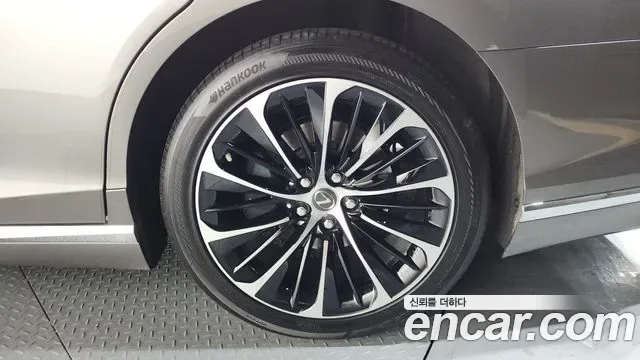 Lexus LS 3.5 AWD, миниатюра 2