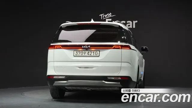 Kia Carnival дизель 9 мест Signature, миниатюра 2