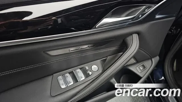 BMW 5 (G30) 530i M, миниатюра 14