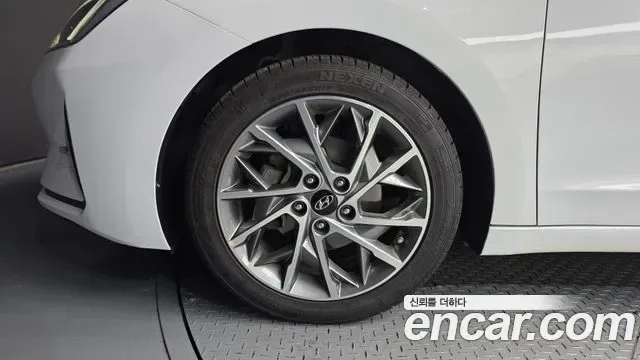 Hyundai Avante AD, миниатюра 21