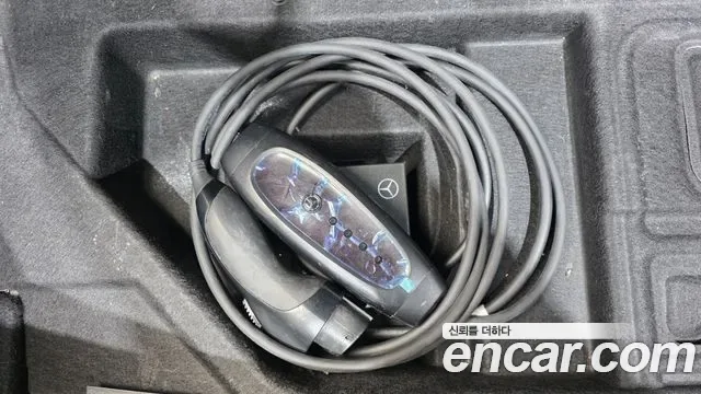 Mercedes-Benz C-Class C300e 4MATIC AMG Line, миниатюра 20