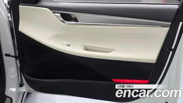 Hyundai Grandeur, миниатюра 9