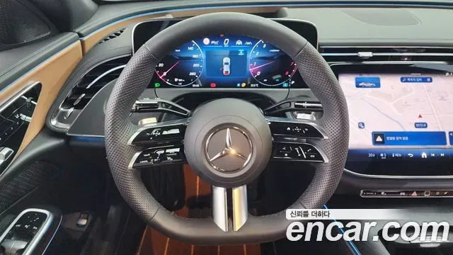 Mercedes-Benz E-Class E200 AMG Line, миниатюра 9