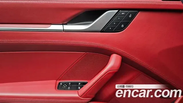 Porsche 911 4 GTS, миниатюра 4