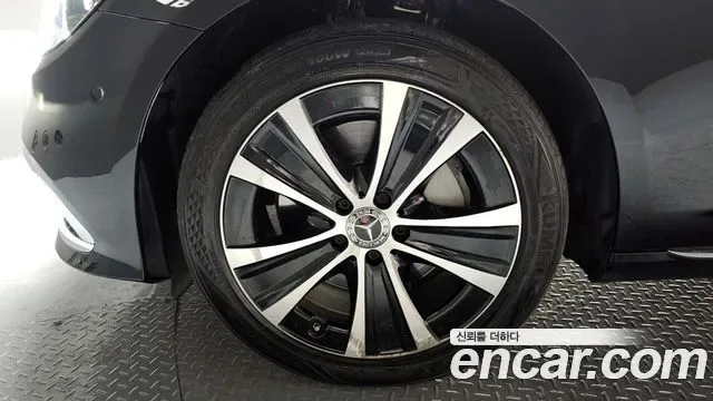 Mercedes-Benz E-Class E300e 4MATIC, миниатюра 14