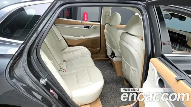 Hyundai Grandeur 2.5 Calligraphy, миниатюра 6