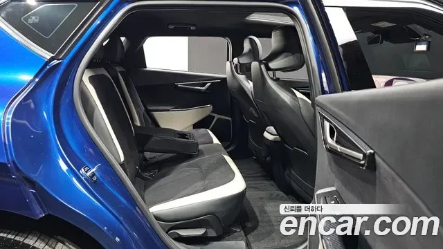 Kia EV6 4WD GT Line, миниатюра 8