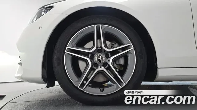 Mercedes-Benz E-Class E250 AMG Line, миниатюра 20