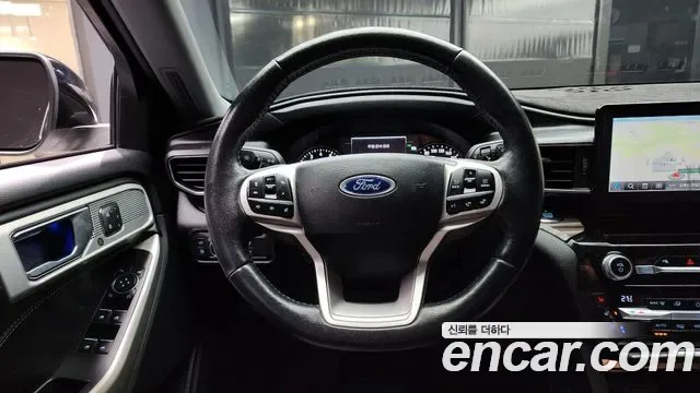 Ford Explorer 3.0 PHEV, миниатюра 8