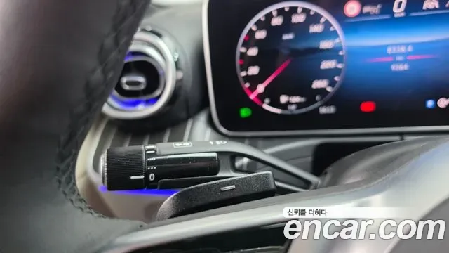 Mercedes-Benz C-Class C300 4MATIC, миниатюра 18