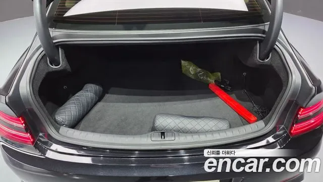 Genesis G80 бензин 2.5 Turbo 2WD ( )