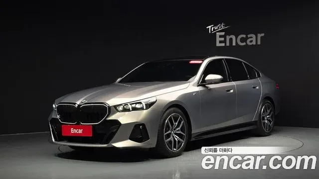 BMW 5 (G60) 520i M