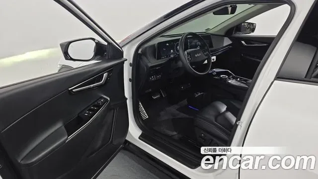 Kia EV6, миниатюра 23