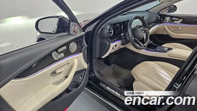 Mercedes-Benz E-Class E450 4MATIC, миниатюра 13