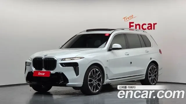 BMW X7 xDrive 40i M 7 мест