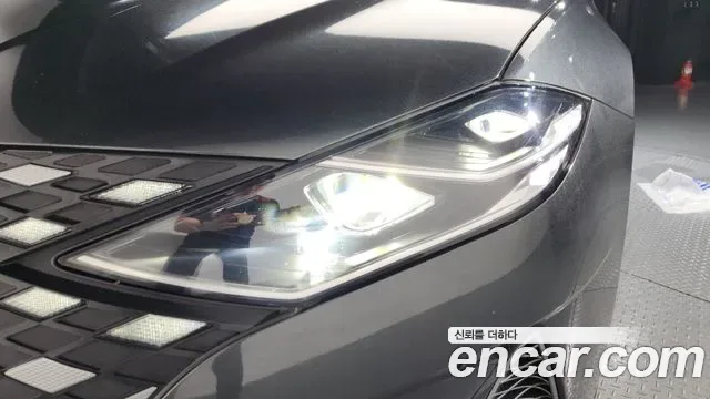 Hyundai Grandeur 3.3 Calligraphy, миниатюра 3