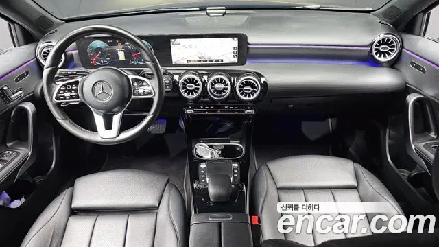 Mercedes-Benz A-Class A220, миниатюра 18