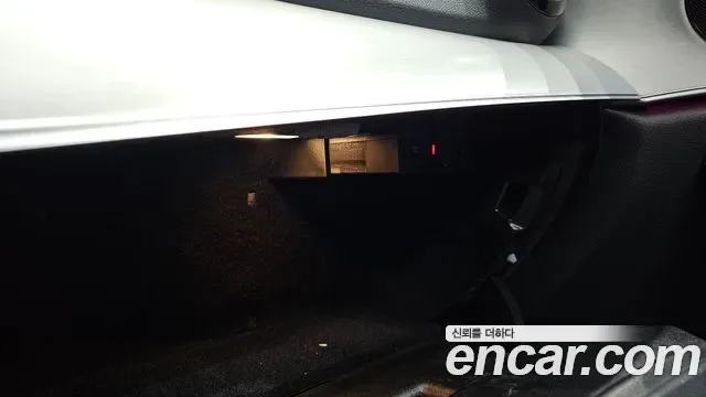 Mercedes-Benz E-Class E250, миниатюра 24