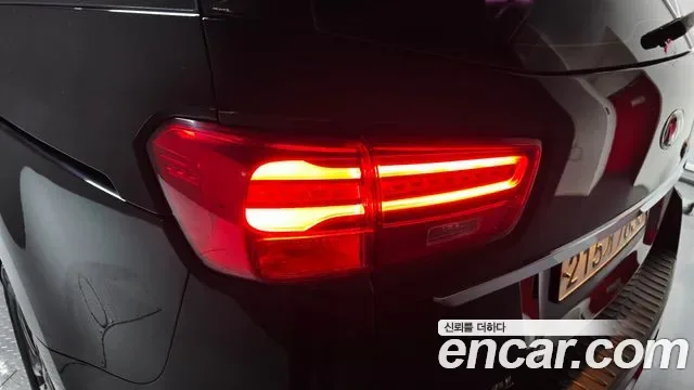 Kia Carnival 9 мест, миниатюра 8