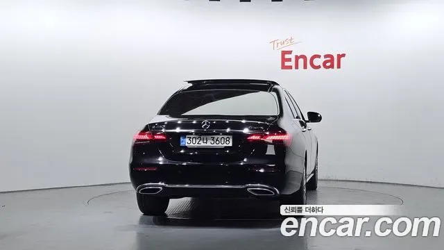Mercedes-Benz E-Class E450 4MATIC, миниатюра 2