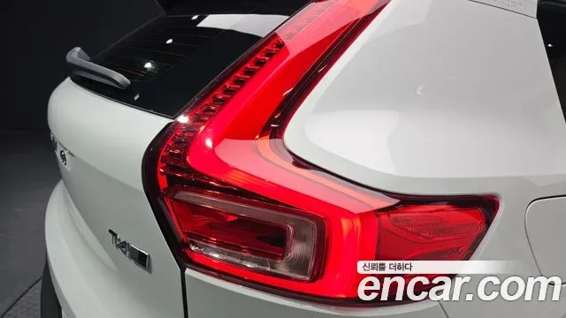 Volvo XC40 T4, миниатюра 21