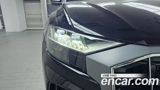 Audi Q8 45 TDI Premium, миниатюра 9