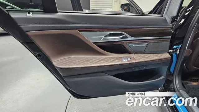 BMW 7 (G11) 740Li xDrive, миниатюра 17