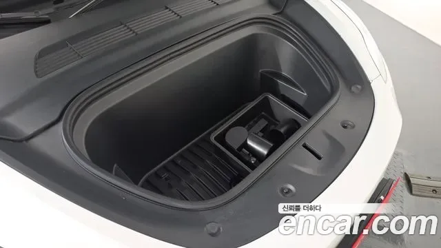 Tesla Y AWD, миниатюра 12