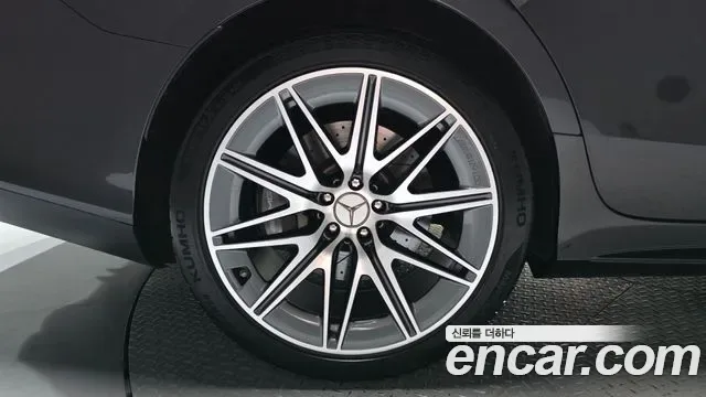 Mercedes-Benz AMG GT 4 43 4MATIC+, миниатюра 30
