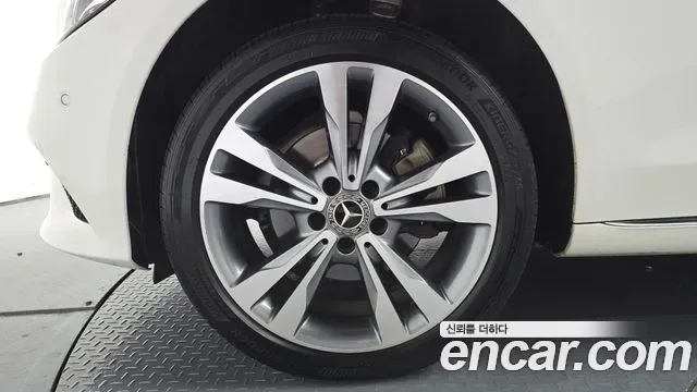 Mercedes-Benz C-Class C220 d 4MATIC, миниатюра 3