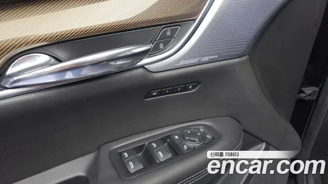 Cadillac XT6, миниатюра 11