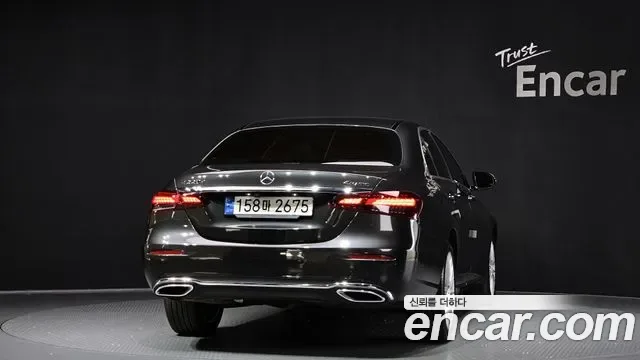 Mercedes-Benz E-Class E220d 4MATIC, миниатюра 17