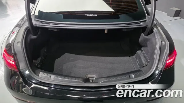 Mercedes-Benz E-Class E53 AMG 4MATIC+, миниатюра 27