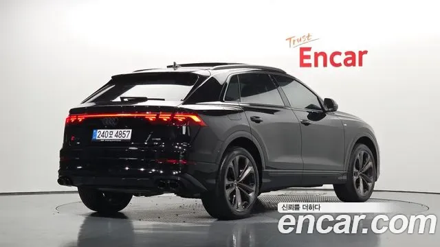 Audi Q8 55 TFSI Premium, миниатюра 23