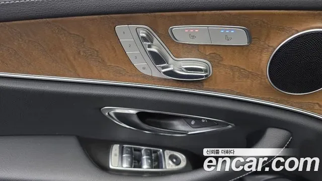 Mercedes-Benz E-Class E250, миниатюра 5