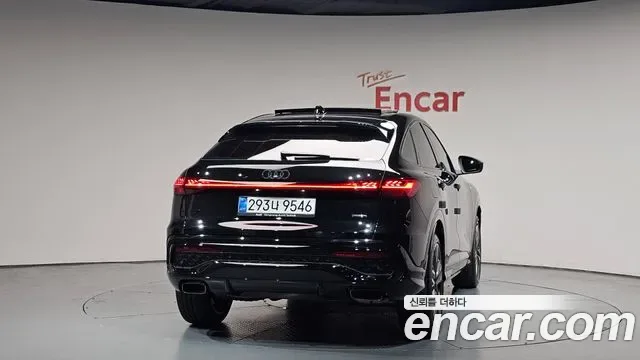 Audi Q5 45 TFSI S Line, миниатюра 3