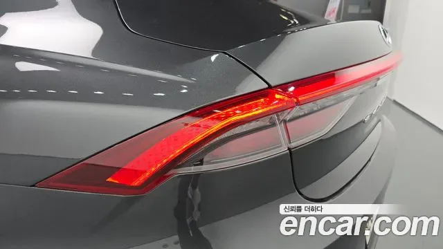 Hyundai Grandeur Calligraphy, миниатюра 4
