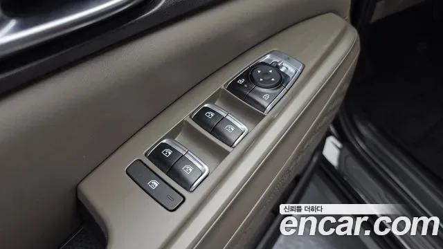 Kia Carnival дизель 9 мест, миниатюра 4