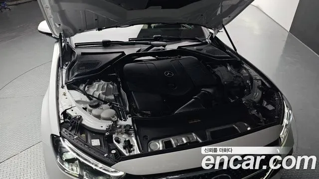 Mercedes-Benz E-Class E300 4MATIC AMG Line, миниатюра 15