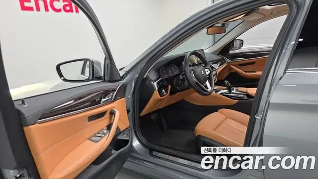 BMW 5 (G30) 520i, миниатюра 8