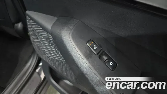 Kia Seltos бензин 1.6 Turbo 2WD Signature, миниатюра 25