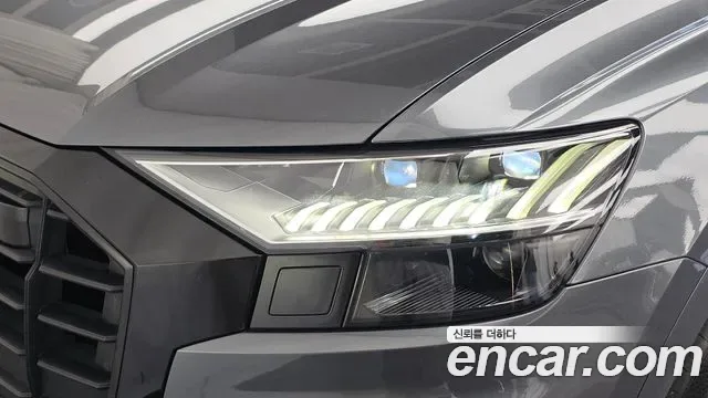 Audi Q8 55 TFSI Premium, миниатюра 9