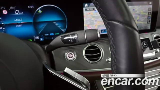 Mercedes-Benz E-Class E350 4MATIC, миниатюра 20