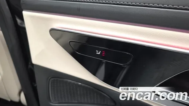 Mercedes-Benz E-Class E200 AMG Line, миниатюра 5